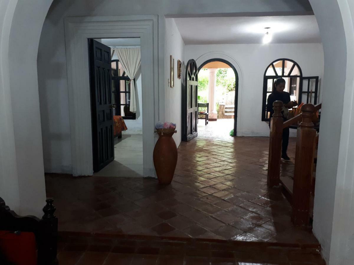 Hosteria Del Virrey - B&B San Cristobal de las Casas Exterior photo